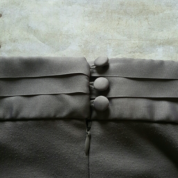 Banana Republic skirt - Picture 2 of 2