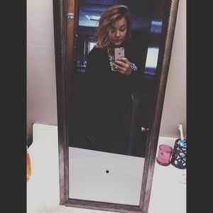 Meet your Posher, Crystal