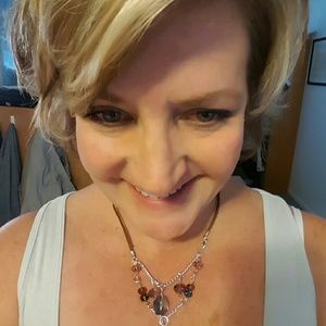 Meet your Posher, Julie