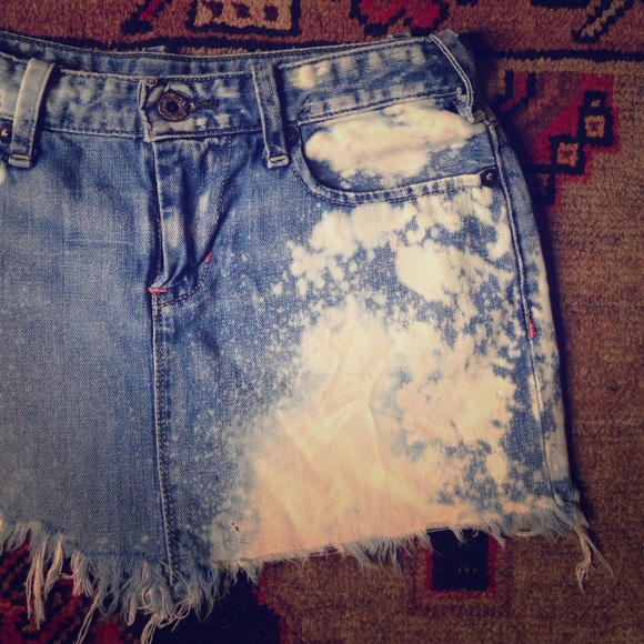 Jean Distressed Mini
