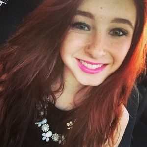 Meet your Posher, Kelsey