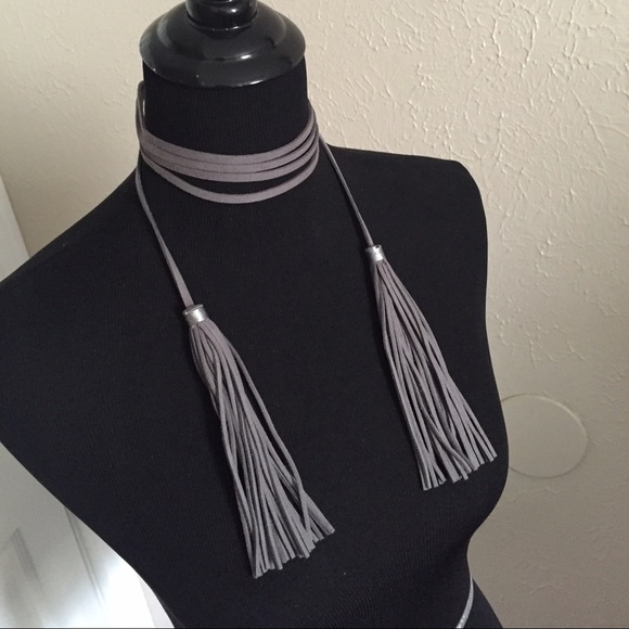 🔥Gray Faux Suede Tassel Necklace - Picture 2 of 4