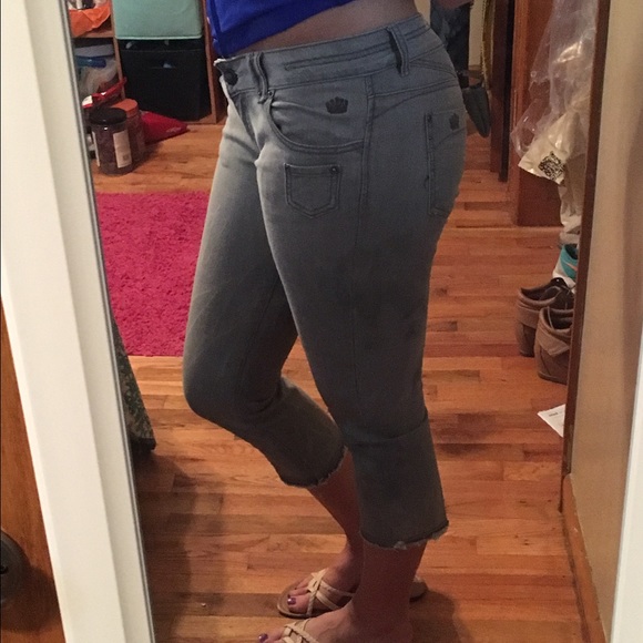 Jeans - Picture 2 of 3