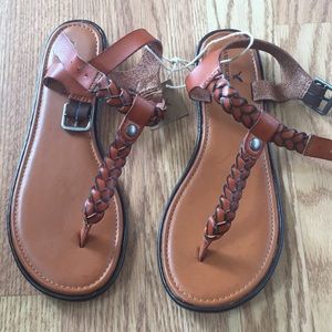 American Eagle sandals