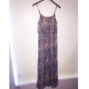 Purple maxi dress 😍💜