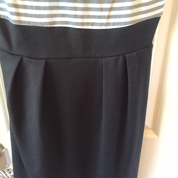 Grey & Black Dress - Picture 2 of 4