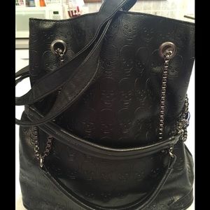 Black skull handbag, medium/large