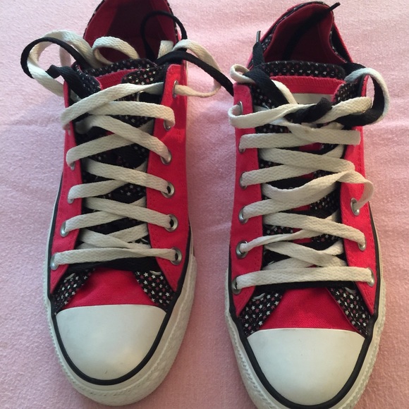 Converse shoes sz 9