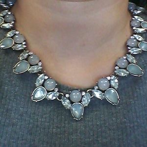 ⚡ Flash Sale ⚡ Silver/gray statement necklace