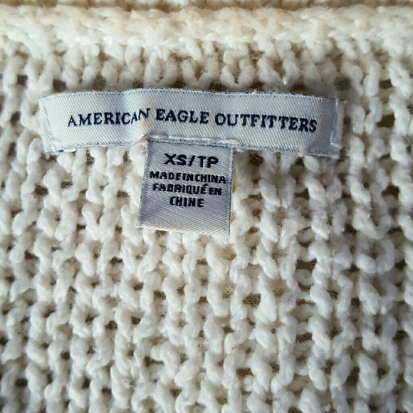 American Eagle sweater - Picture 2 of 4