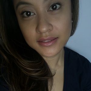 Meet your Posher, Anabel