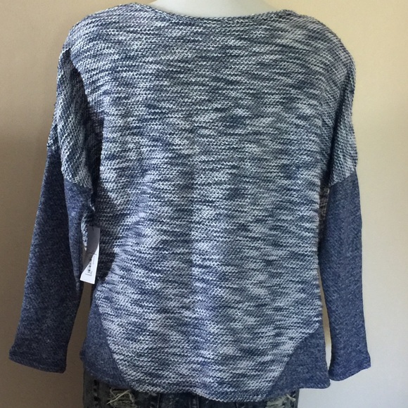 Knit lightweight sweater - Picture 4 of 4