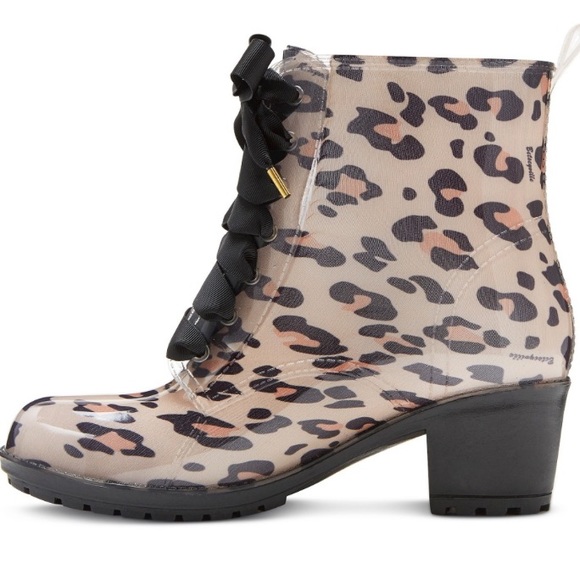 NWT animal print lace-up rain boots - Picture 2 of 2