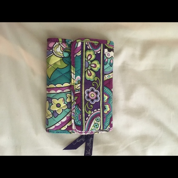Vera Bradley tri-fold wallet
