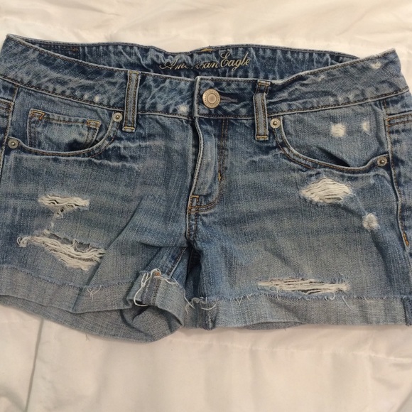 AEO shortie like new!