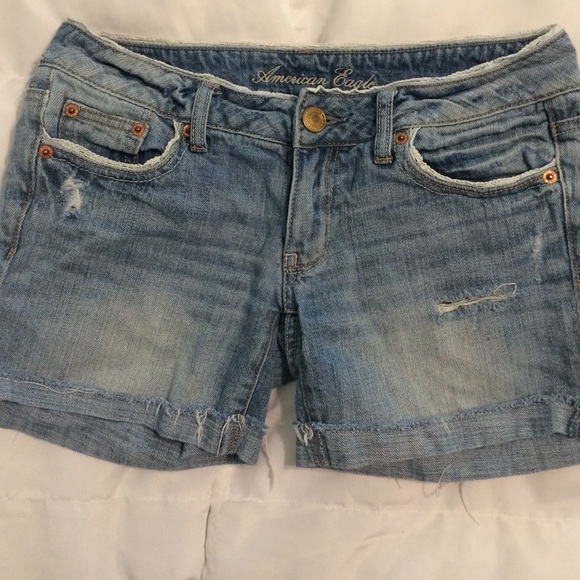 AEO midi with lace trim