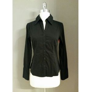 H&M Buttondown V Neck Black Top