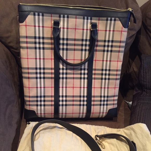Brand new never used Authentic Burberry tote