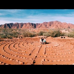 Meet your Posher, Annie