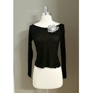 Miss Me Flower Longsleeve Black Top