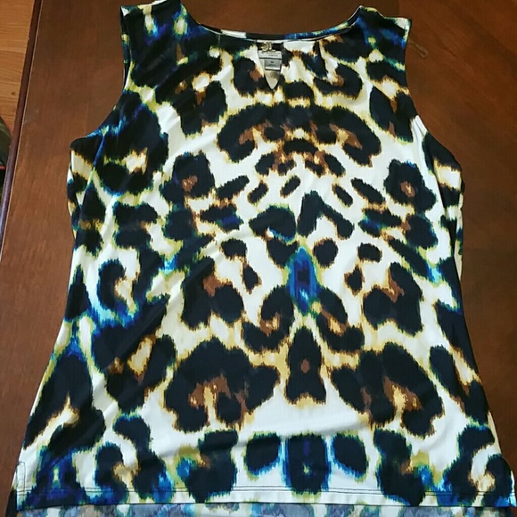 Leopard print top sz m