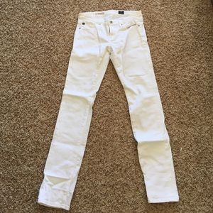 AG White Jean- perfect for summer! Size 26