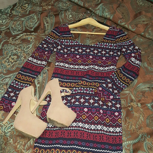 Dress - Picture 2 of 2