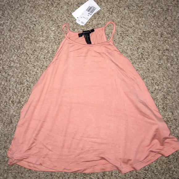 Cute comfortable crop top! - Picture 1 of 3