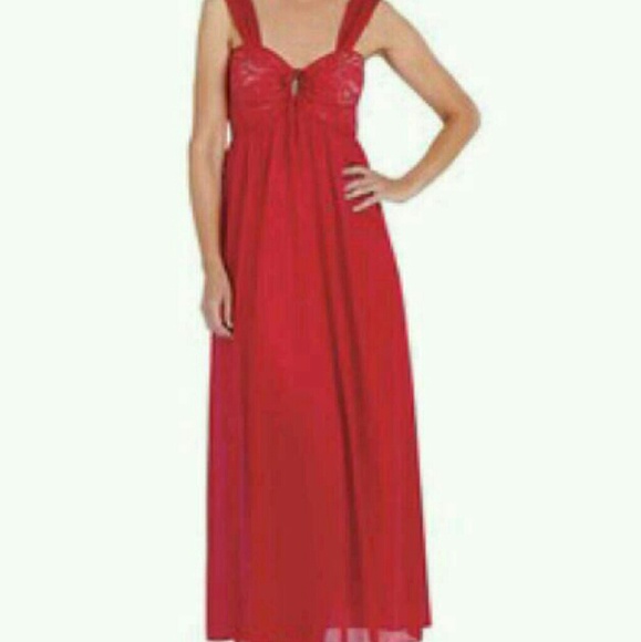 Red keyhole gown
