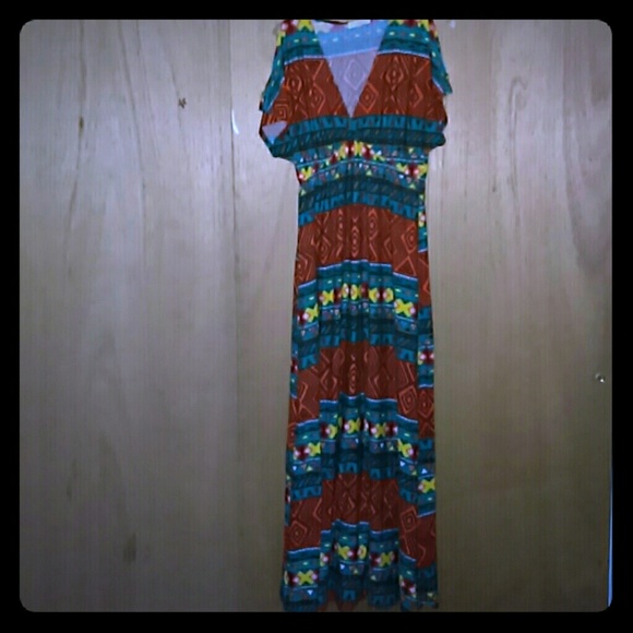 good summer  dress worn few times great shape