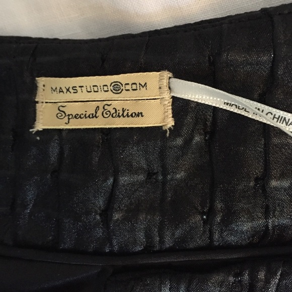 MAXSTUDIO/Special Edition/ Black Coat - Picture 2 of 3