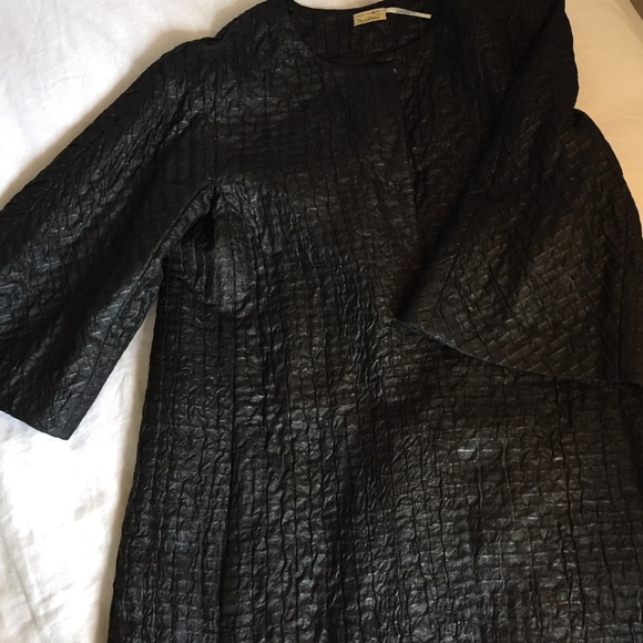 MAXSTUDIO/Special Edition/ Black Coat - Picture 3 of 3