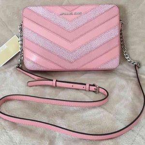 Michael kors chevron crossbody