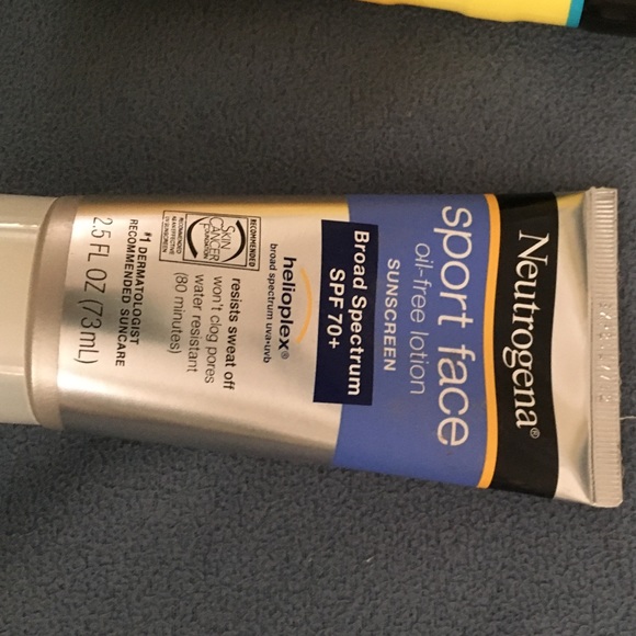 sunscreen - Picture 3 of 4