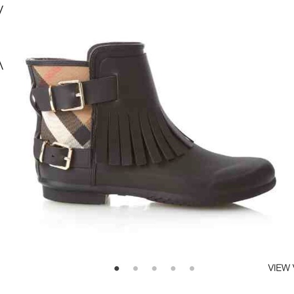 Burberry Shoes - Authentic Burberry Fringe Boots 🆕