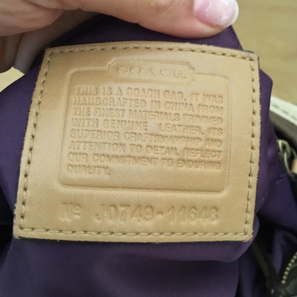 Authentic Coach bag - Picture 2 of 4