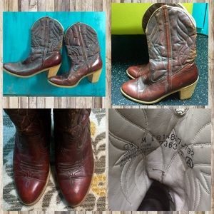Leather Cowboy  boots 👢