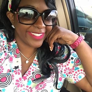 Meet your Posher, Latoya