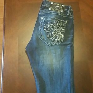 Miss me fleur de lis jeans sz 28