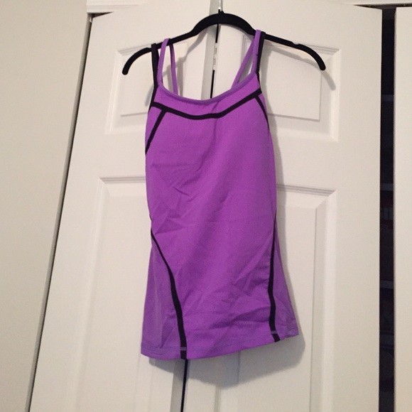 Lululemon tank- open back