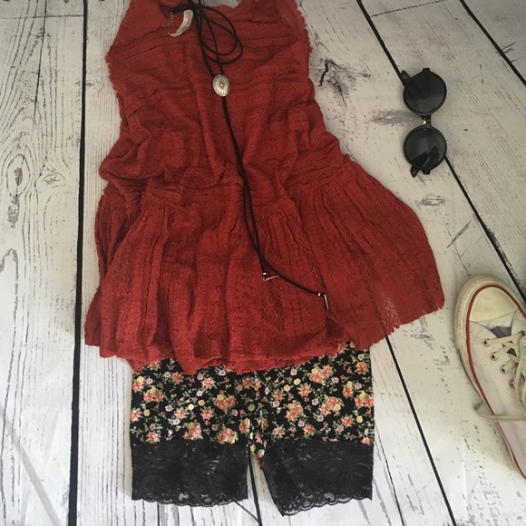 NWT Floral lace trim bike shorts