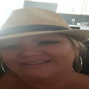 Meet your Posher, Tamara