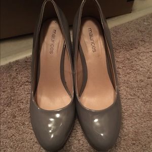 Grey heels/pumps