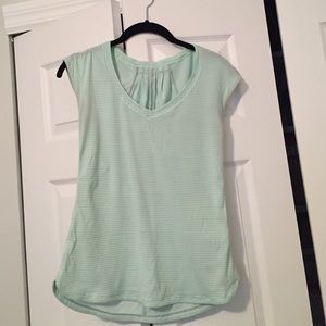 Lululemon workout tee