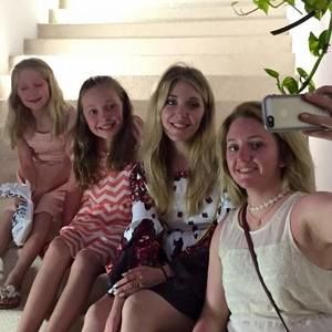 Meet your Posher, Sandra