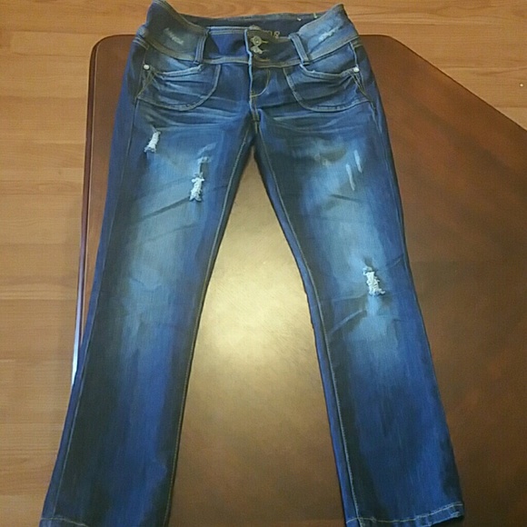 Almost Famous skinny cropped jeans sz 5
