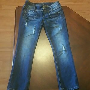 Almost Famous skinny cropped jeans sz 5