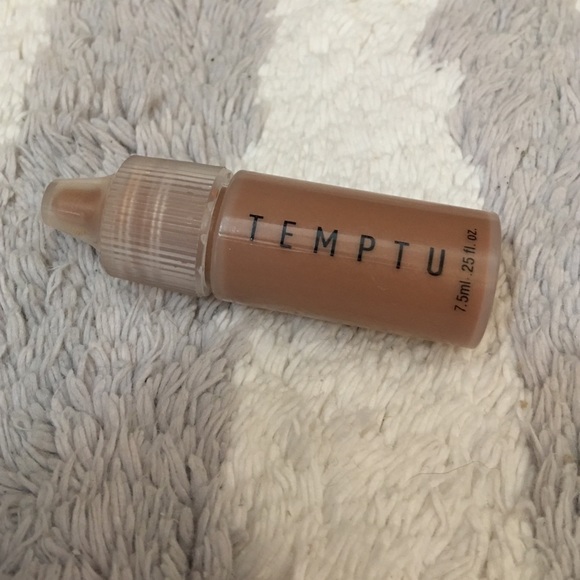 Temptu Air, Bronzer