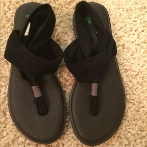 Black sanuk sandals