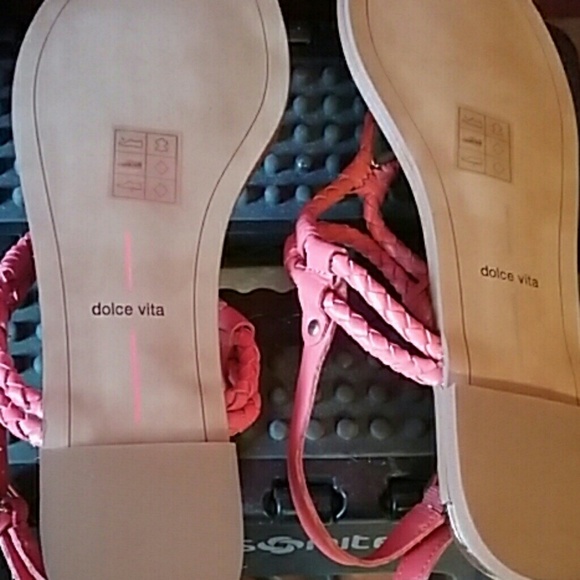 Dolce Vita Sandals - Picture 3 of 4